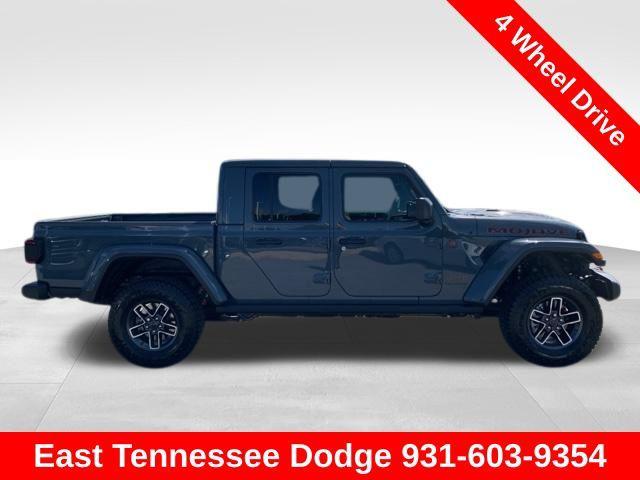 new 2025 Jeep Gladiator car, priced at $51,230