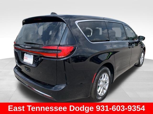 new 2026 Chrysler Pacifica car, priced at $44,740