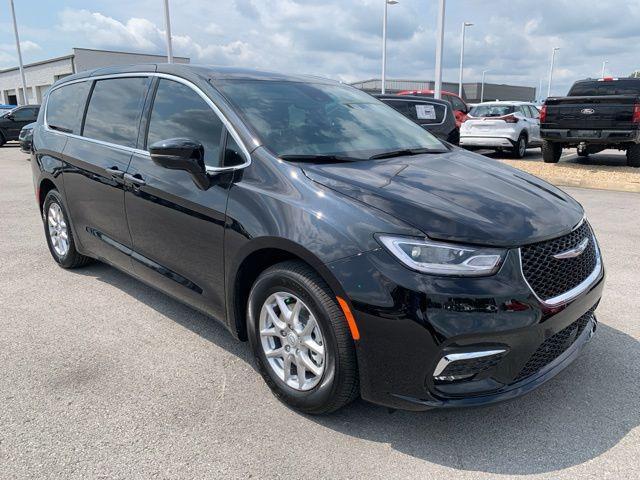 new 2026 Chrysler Pacifica car, priced at $44,740