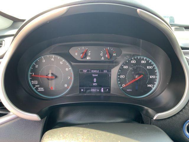 used 2025 Chevrolet Malibu car, priced at $22,118