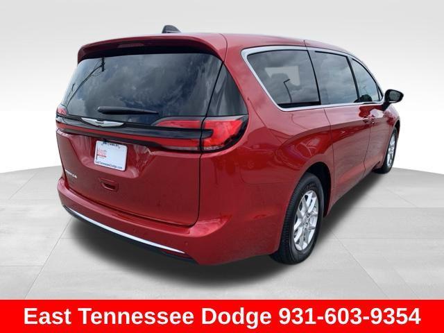 new 2026 Chrysler Pacifica car, priced at $45,235