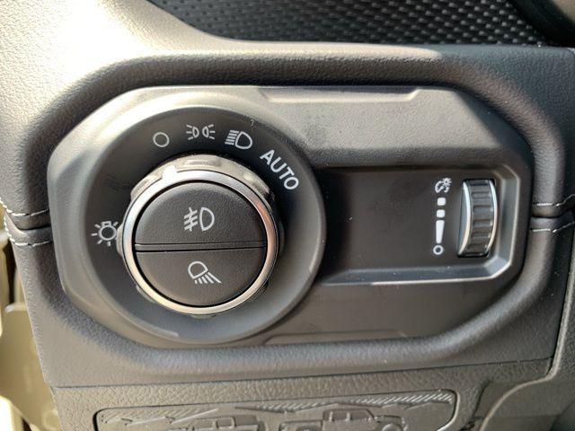 used 2025 Jeep Gladiator car, priced at $51,423
