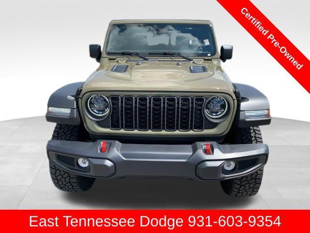 used 2025 Jeep Gladiator car, priced at $51,423
