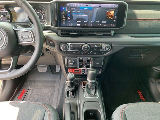 used 2025 Jeep Gladiator car, priced at $51,423