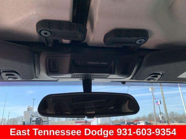 new 2025 Jeep Gladiator car, priced at $46,035