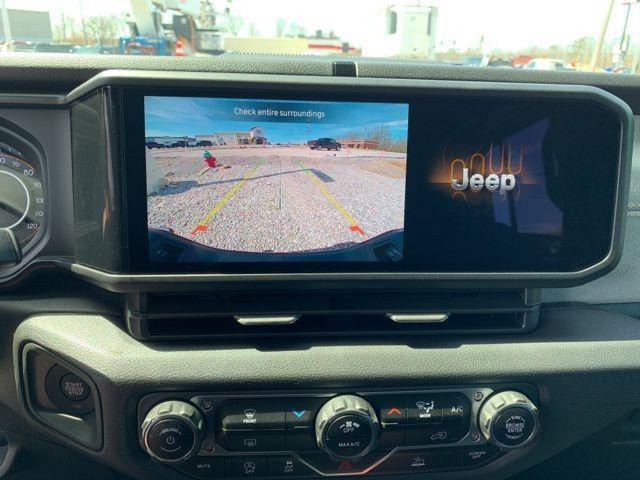 new 2025 Jeep Gladiator car, priced at $46,035