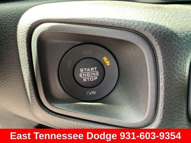 new 2025 Jeep Gladiator car, priced at $46,035