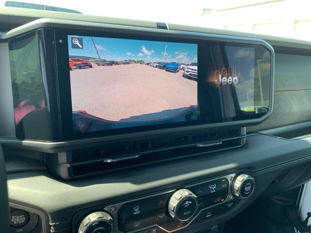 new 2025 Jeep Gladiator car, priced at $47,981