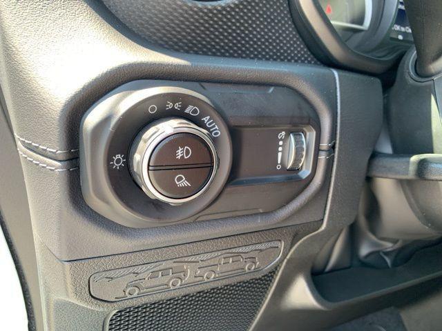 new 2025 Jeep Gladiator car, priced at $47,502