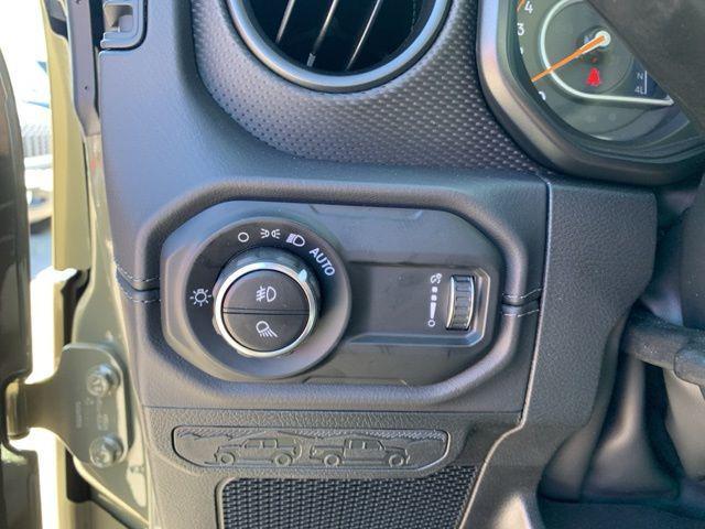 new 2025 Jeep Gladiator car, priced at $56,750