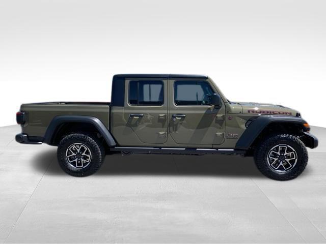 new 2025 Jeep Gladiator car, priced at $56,750