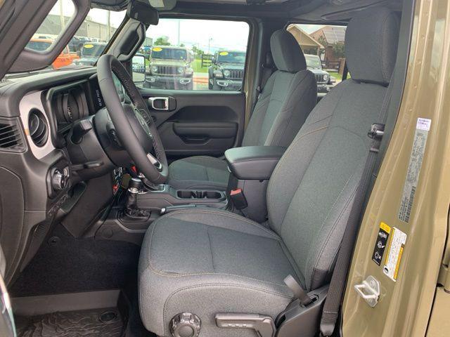 new 2025 Jeep Wrangler car, priced at $50,537