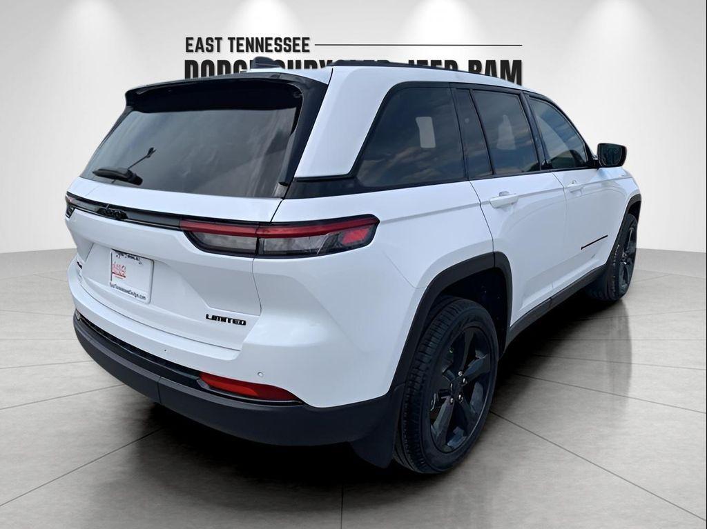 new 2025 Jeep Grand Cherokee car, priced at $46,036