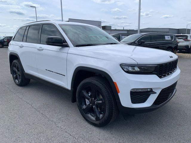 new 2025 Jeep Grand Cherokee car, priced at $46,036