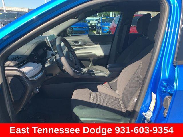 new 2025 Jeep Compass car, priced at $28,090