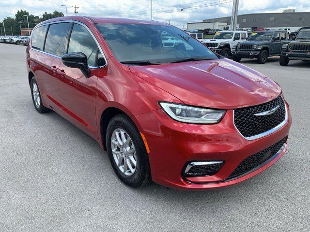 new 2026 Chrysler Pacifica car, priced at $44,650