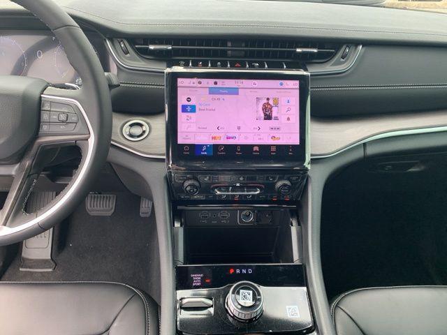 new 2025 Jeep Grand Cherokee L car, priced at $46,647
