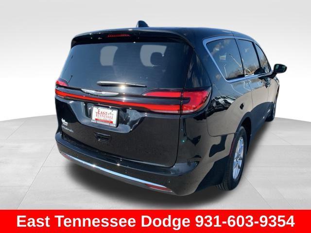 new 2025 Chrysler Pacifica car, priced at $44,145