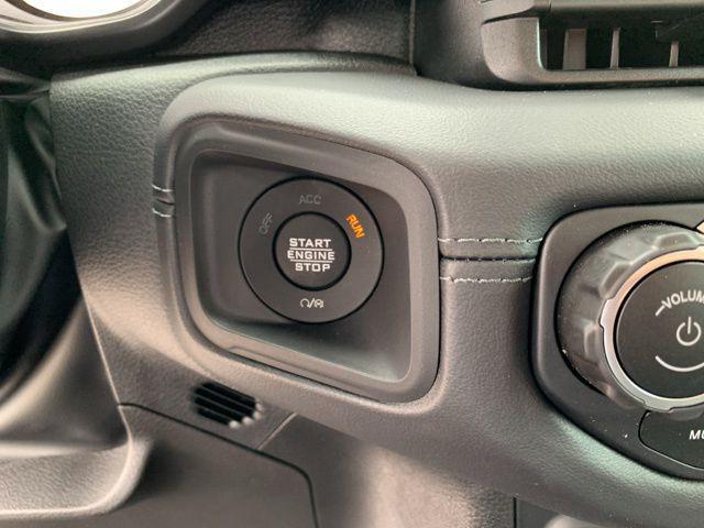 new 2025 Jeep Wrangler car, priced at $61,300