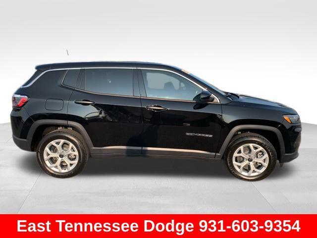 new 2025 Jeep Compass car, priced at $28,090