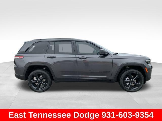 new 2025 Jeep Grand Cherokee car, priced at $47,675