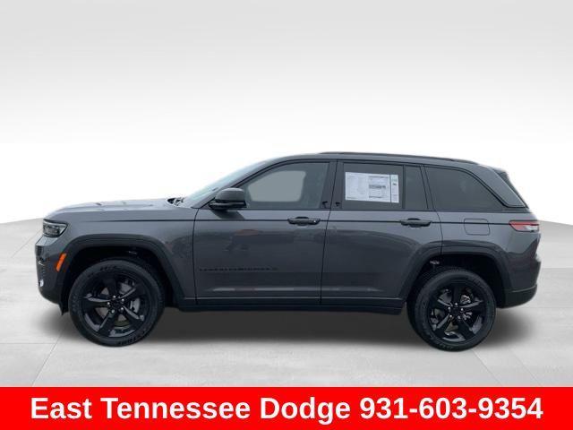 new 2025 Jeep Grand Cherokee car, priced at $47,675
