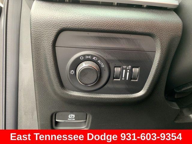 new 2025 Jeep Grand Cherokee car, priced at $47,675