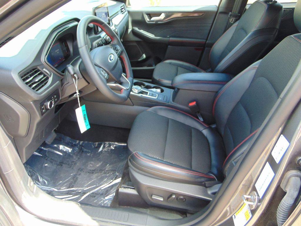 used 2025 Ford Escape car, priced at $26,514
