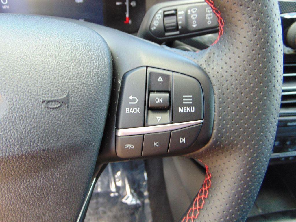 used 2025 Ford Escape car, priced at $26,514