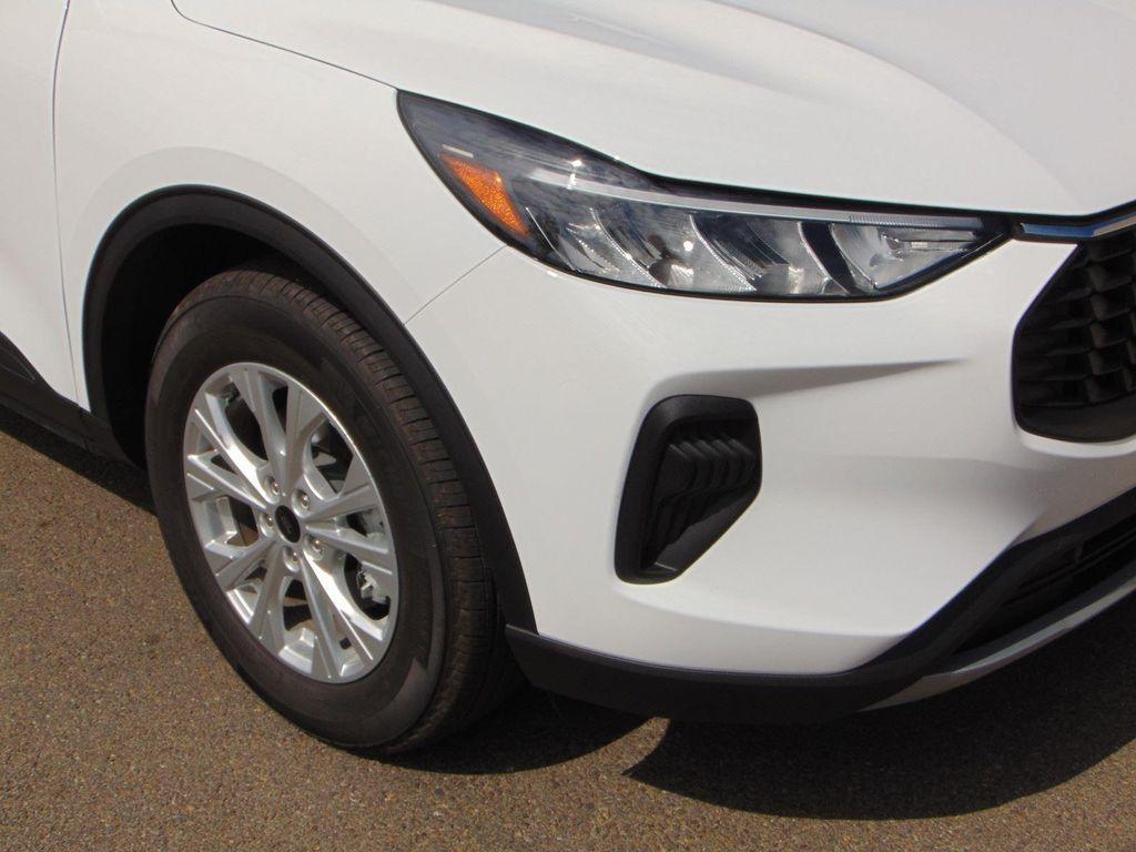 used 2025 Ford Escape car, priced at $22,514