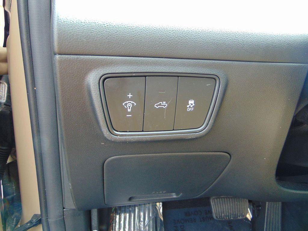 used 2023 Hyundai SANTA CRUZ car, priced at $26,354