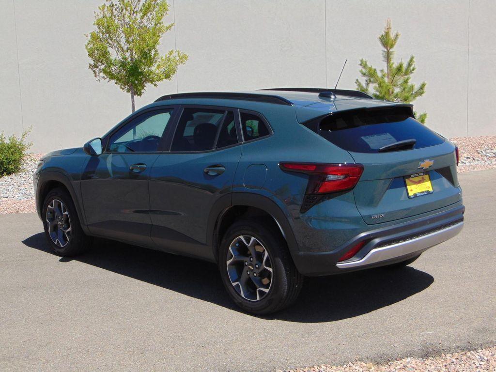used 2025 Chevrolet Trax car, priced at $24,126
