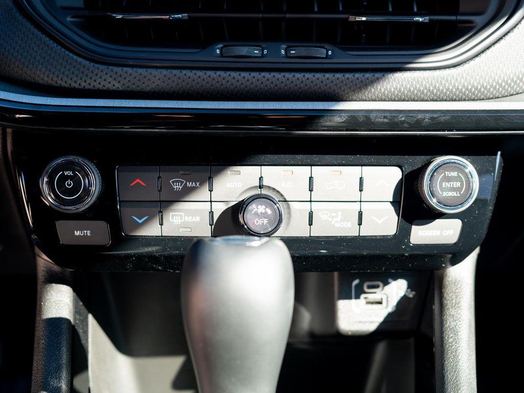 used 2025 Jeep Compass car, priced at $33,621