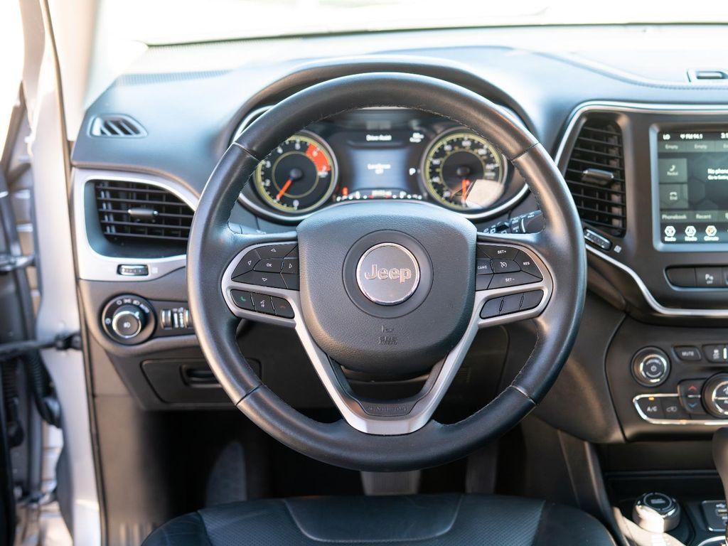 used 2021 Jeep Cherokee car, priced at $23,321