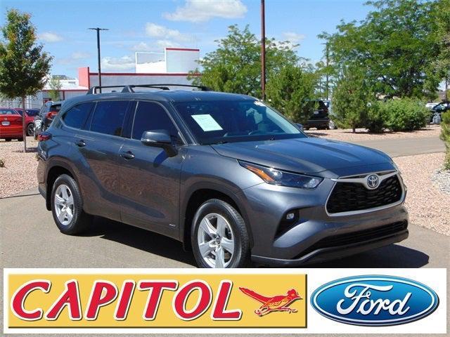 used 2022 Toyota Highlander Hybrid car, priced at $35,995