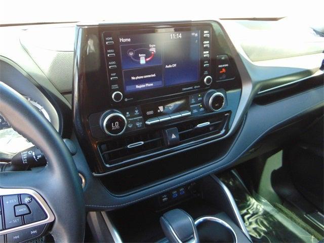 used 2022 Toyota Highlander Hybrid car, priced at $35,995