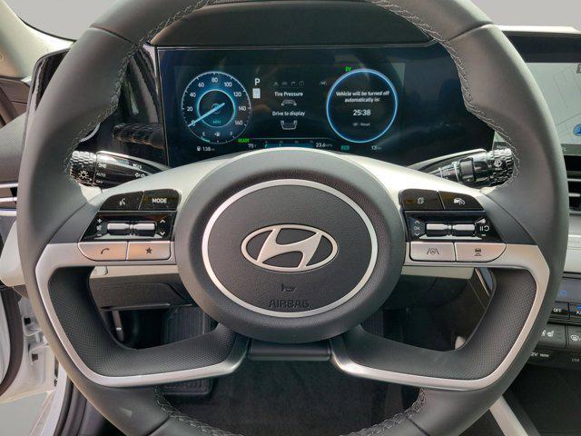 new 2025 Hyundai Elantra car, priced at $29,812