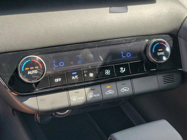 new 2025 Hyundai Elantra car, priced at $23,360