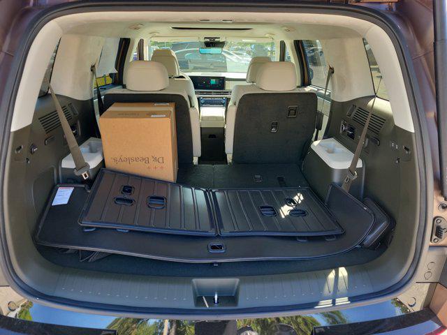 new 2025 Hyundai SANTA FE HEV car, priced at $48,883