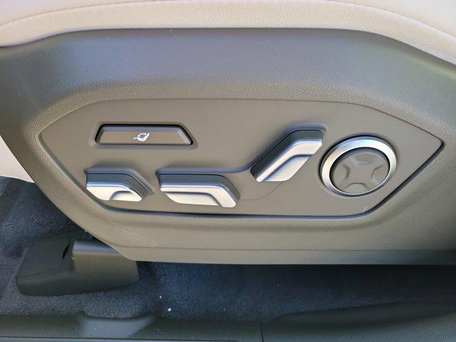 new 2025 Hyundai SANTA FE HEV car, priced at $48,883