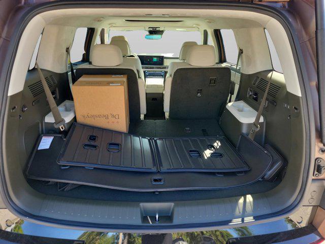 new 2025 Hyundai SANTA FE HEV car, priced at $42,364
