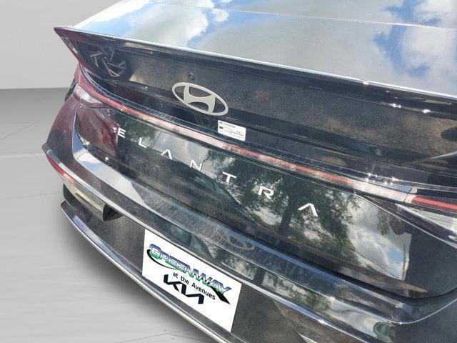new 2025 Hyundai Elantra car, priced at $29,475