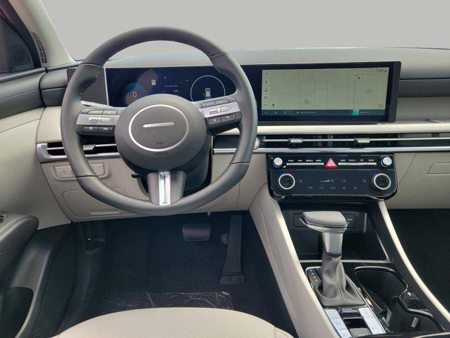 new 2025 Hyundai Tucson car, priced at $31,963