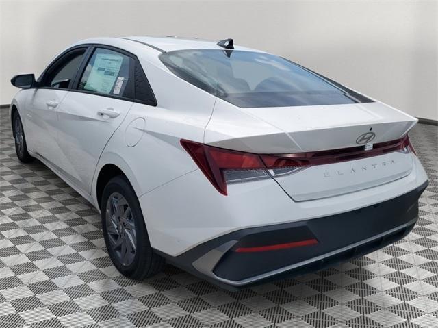 new 2024 Hyundai Elantra car, priced at $25,291