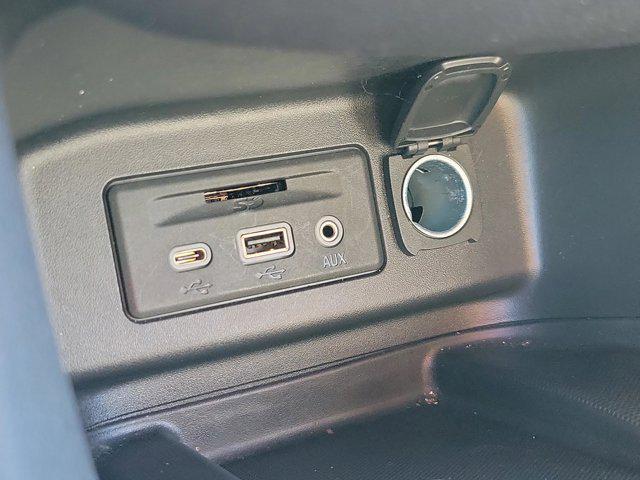 used 2021 Chevrolet Equinox car, priced at $18,988