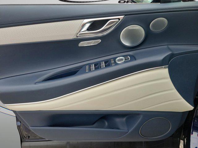 new 2025 Genesis GV80 car, priced at $79,615