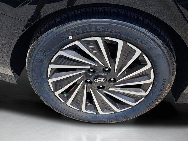 new 2025 Hyundai Sonata Hybrid car, priced at $30,791