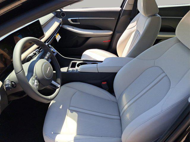 new 2025 Hyundai Sonata Hybrid car, priced at $30,791