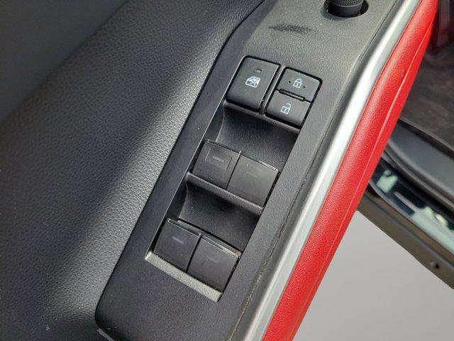 used 2021 Toyota Highlander car