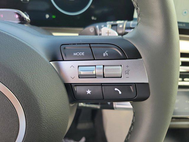 new 2025 Hyundai TUCSON Hybrid car, priced at $42,645